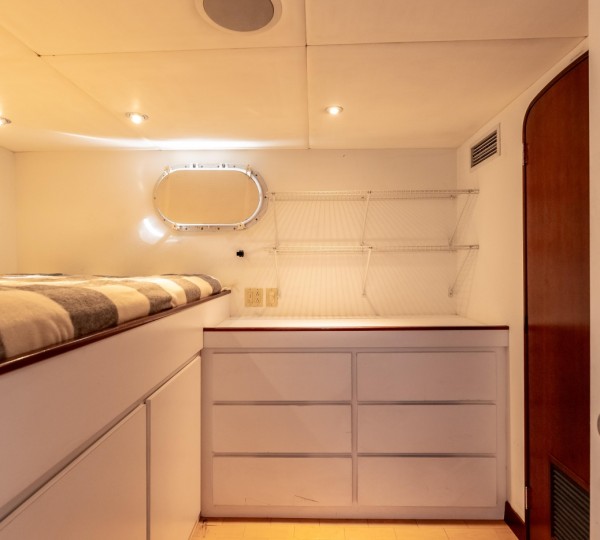 Cabin With Single Bed