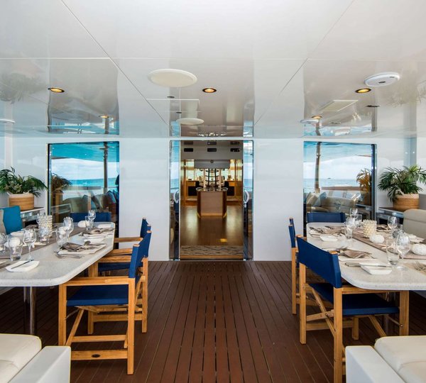 Aft Deck Alfresco Dining