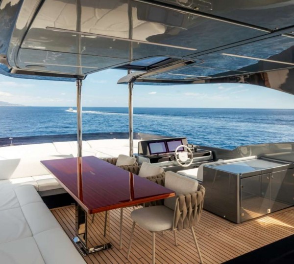 Exterior Relaxation Area With Dining