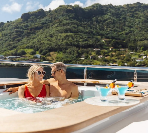 Exterior Sunbathing Area