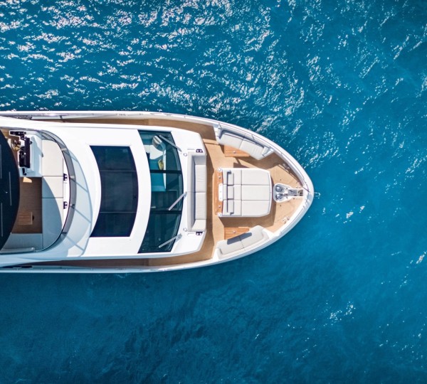 Foredeck Relaxation Area