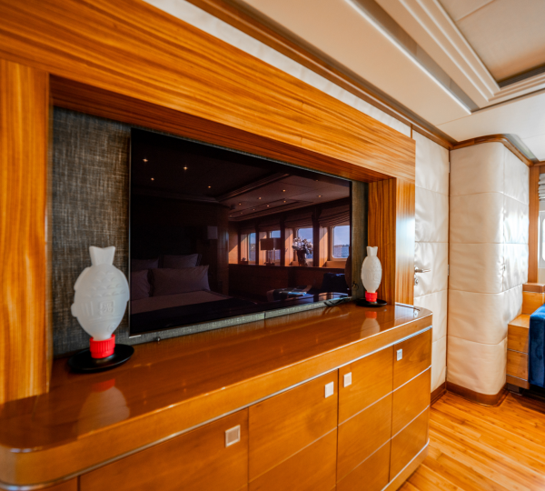 Master Stateroom Entertainment Zone