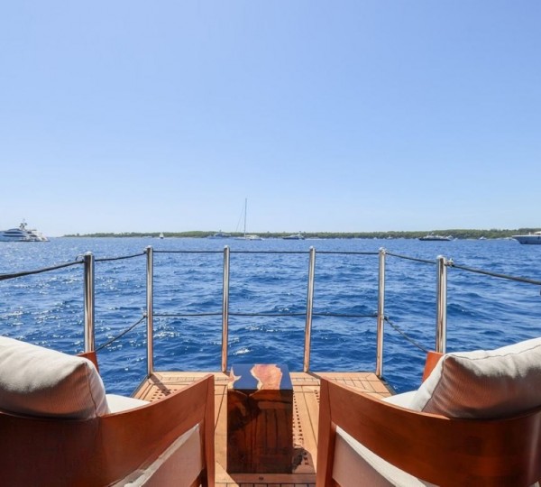 Exterior Relaxation Area