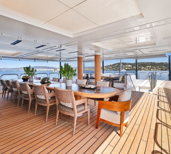 Exterior Dining Area