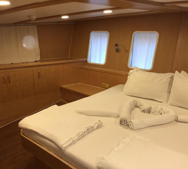 Double Cabin