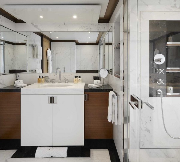 Master Ensuite