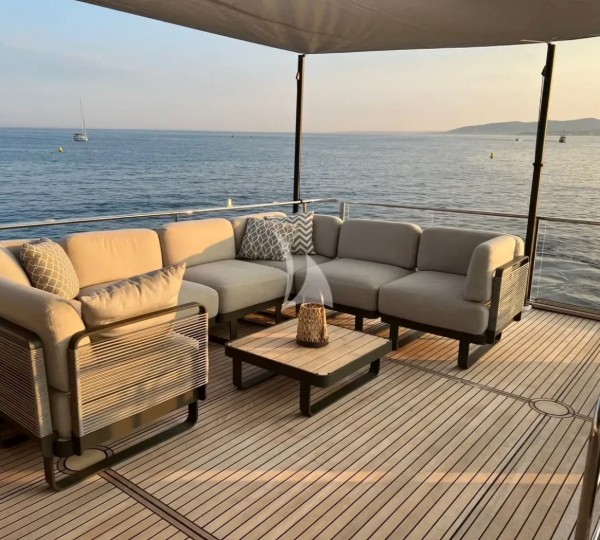 Exterior Relaxation Area