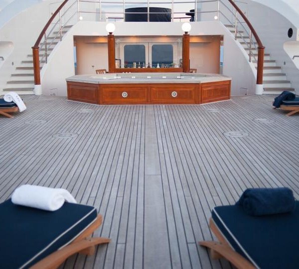 Exterior Living Spaces 00001