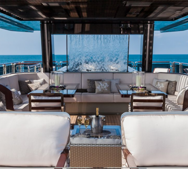 Sun Deck With Jacuzzi