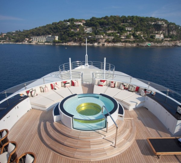 Exterior Sunbathing Area