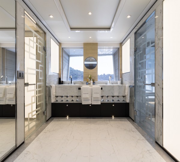 Master Ensuite Bathroom