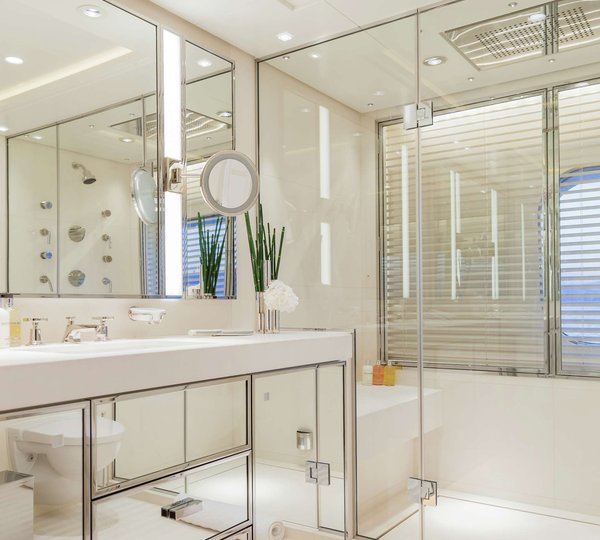 Master Suite Bathroom