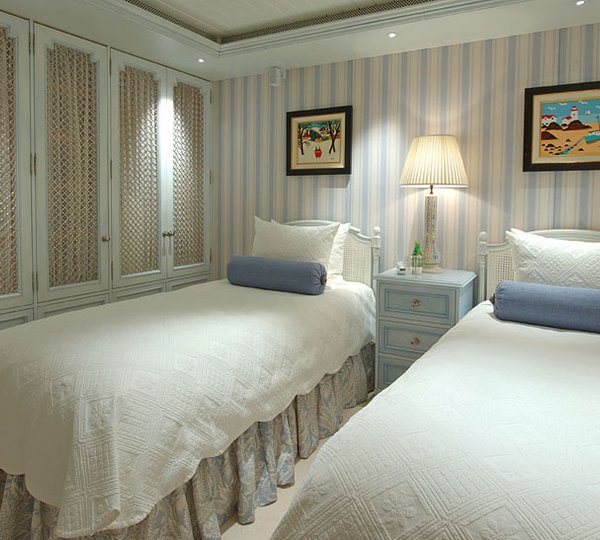 Twin Guest Suite