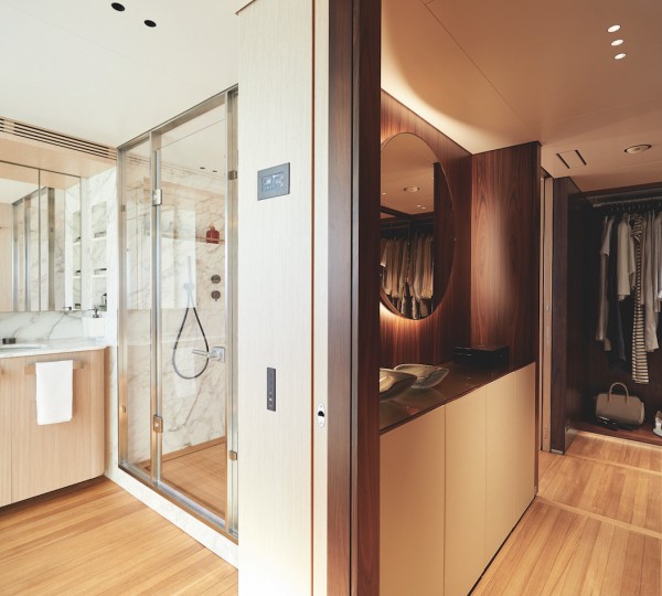 Master Ensuite And Wardrobe