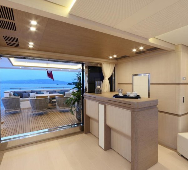 Aft Deck Seating