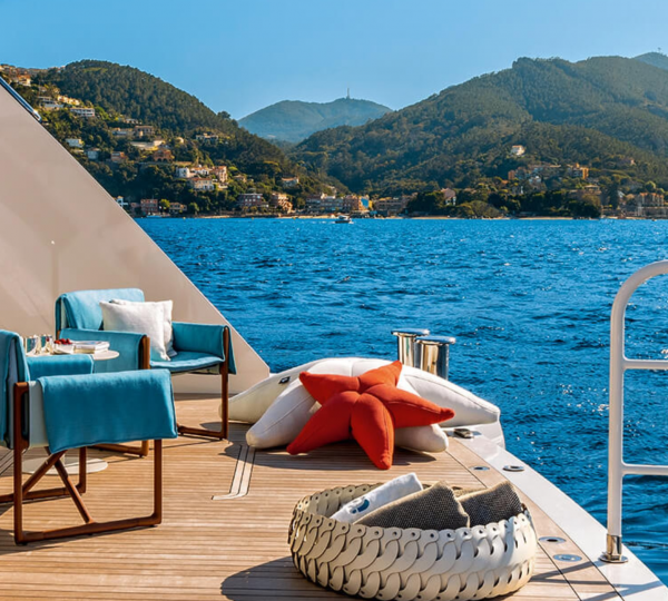 Foredeck Relaxation Area