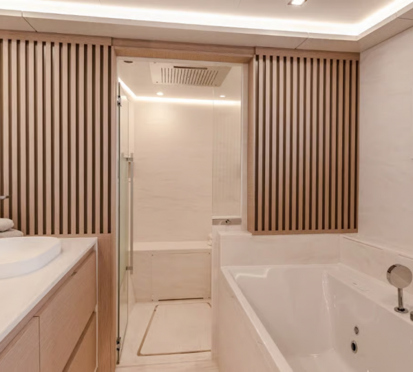 Washroom With Bathtub