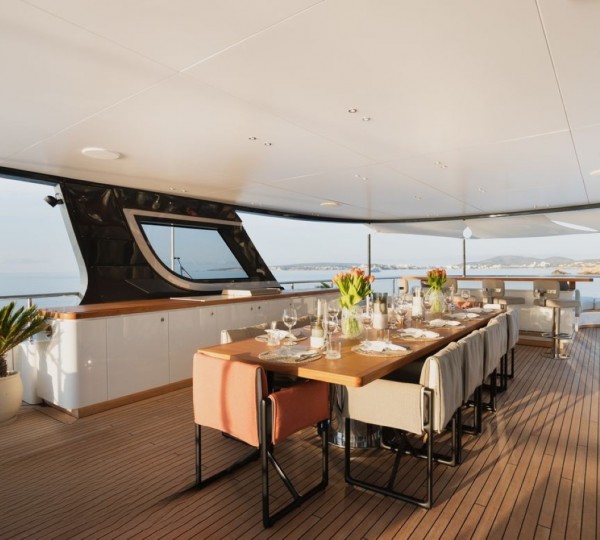 Exterior Dining Area