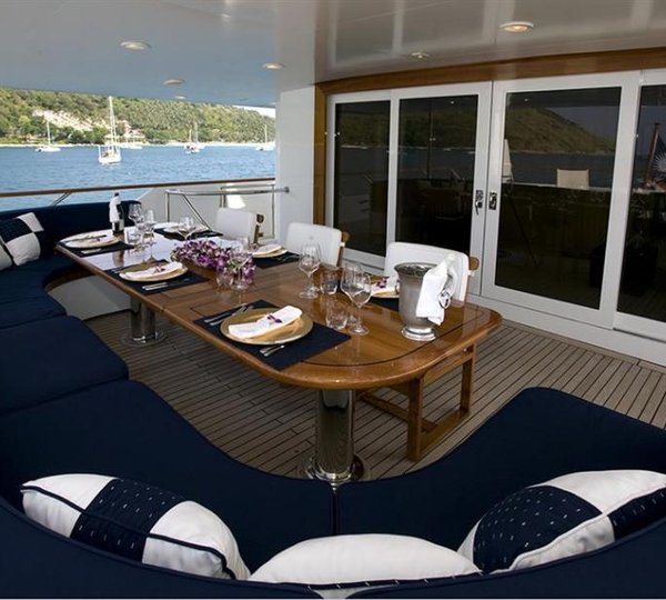 Exterior Living Spaces   00003