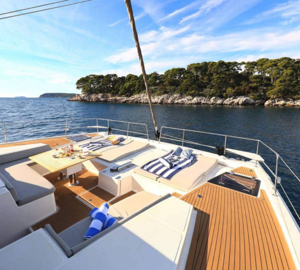 Sundeck Mini Dining Area