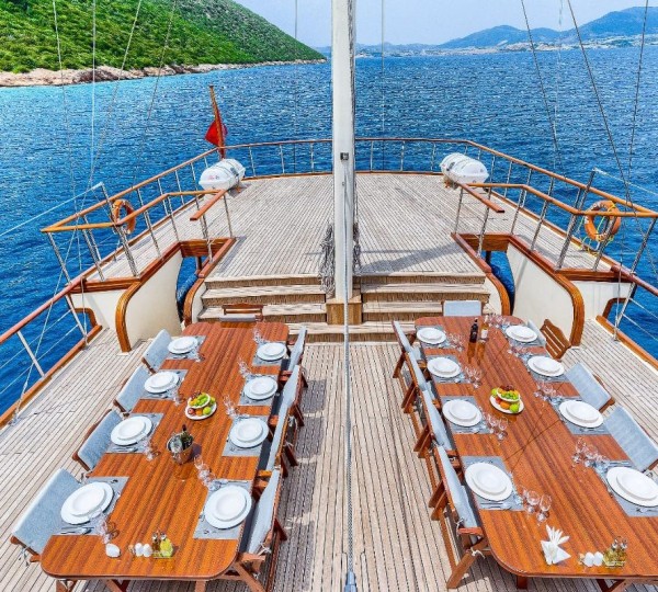 Alfresco Dining Area 