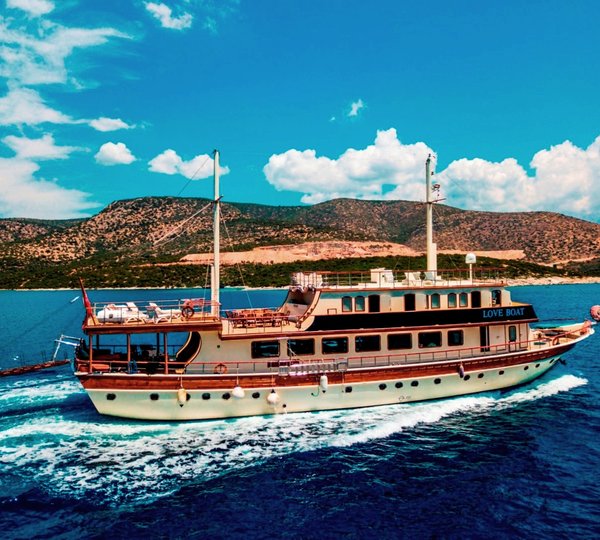 M/S LOVE BOAT - Profile