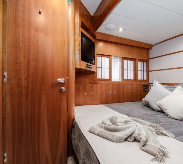 Double Guest Cabin