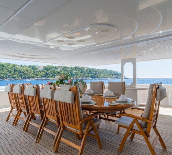 Exterior Dining Area