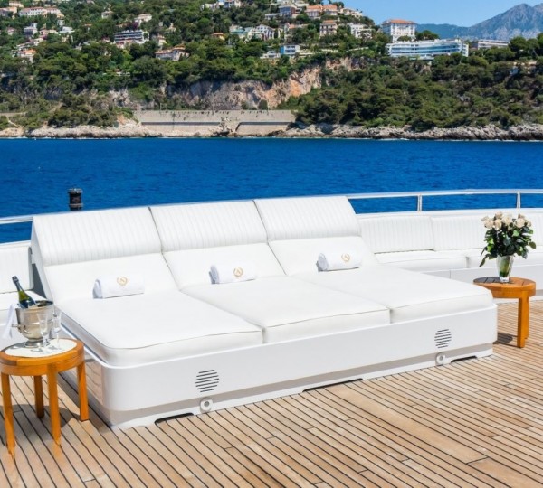 Exterior Relaxation Area