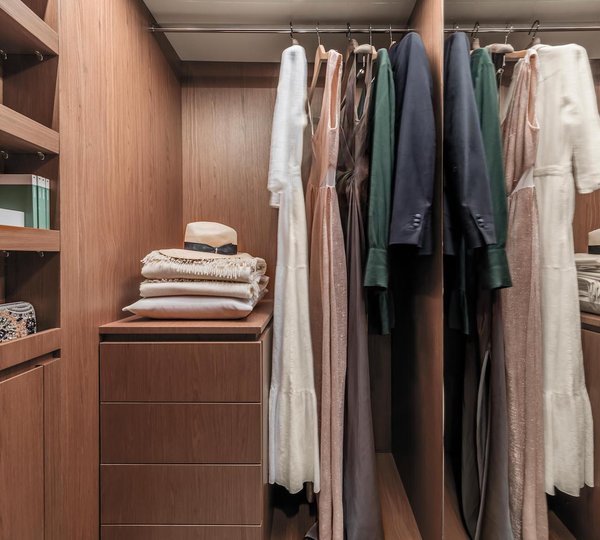 Master Suite Wardrobe