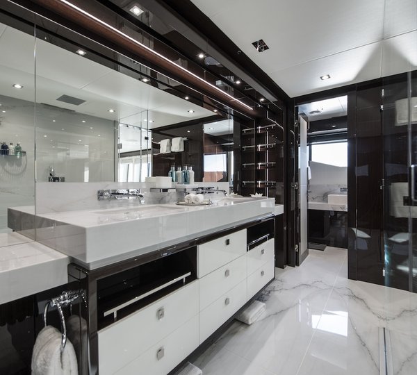 Master Ensuite Bathroom