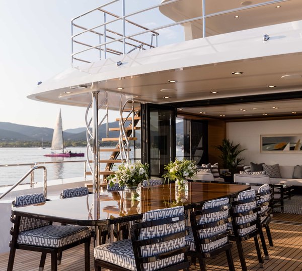 Bridge Deck Dining Alfresco