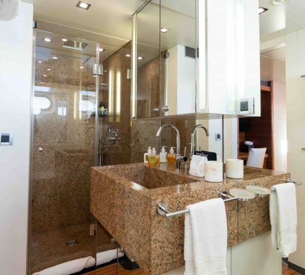 Double Cabin Bathroom