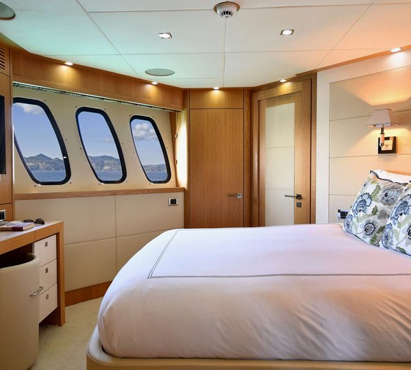 Double Cabin