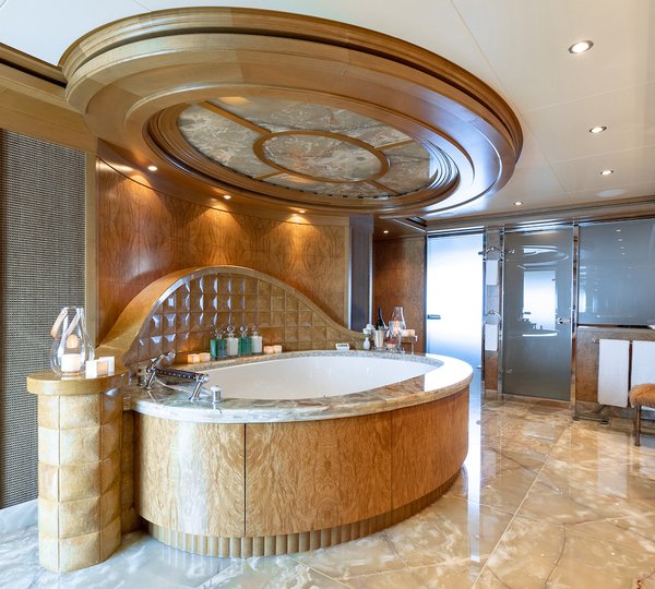 Master Suite Bathroom