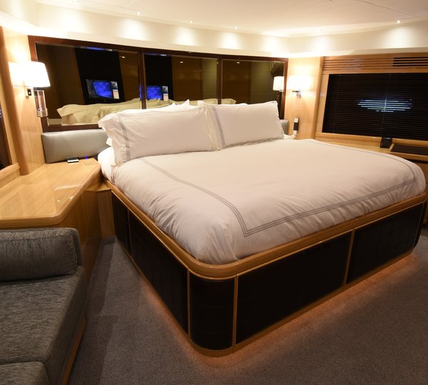 VIP Cabin Forward And Full Beam