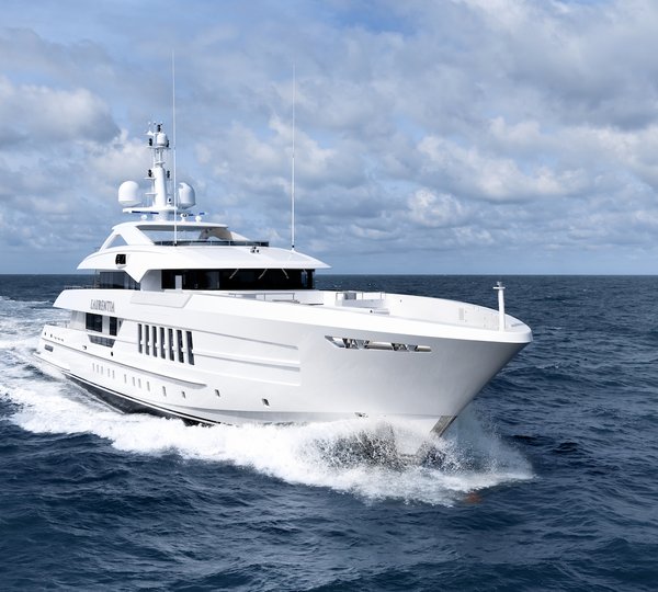 55m Fast Displacement Superyacht By HEESEN