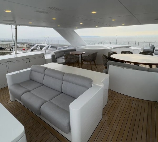 Exterior Relaxation Area