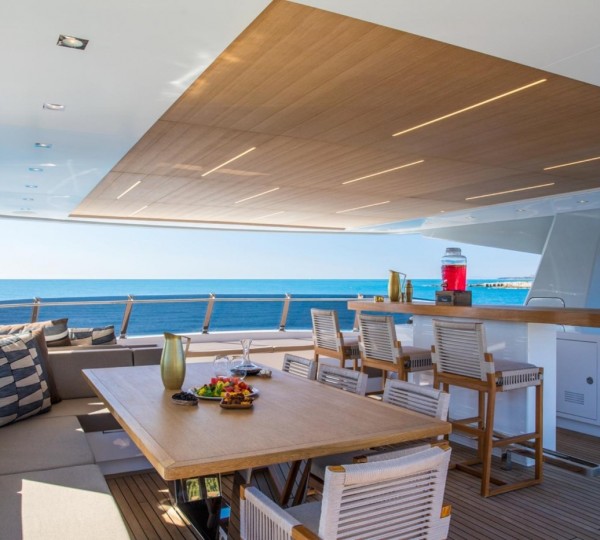 Exterior Relaxation Area With Dining