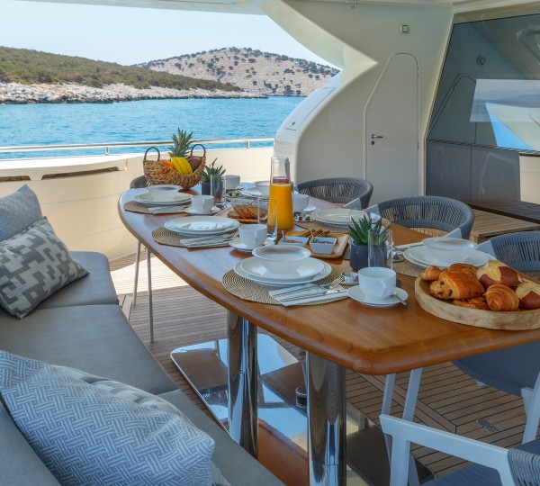 Aft Deck Breakfast Set Up