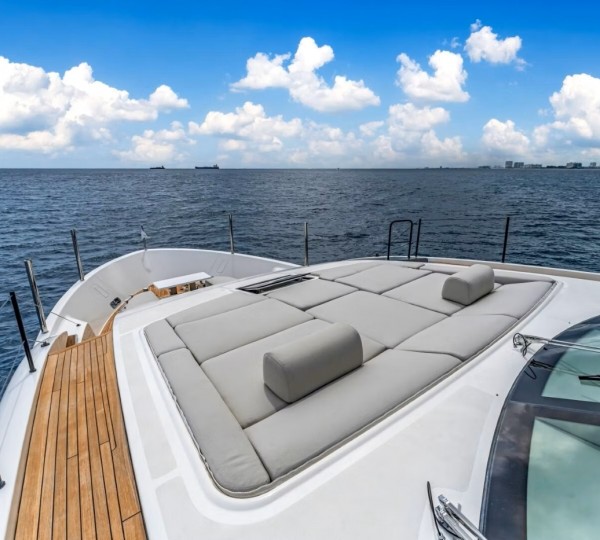 Opendeck With Sea Views