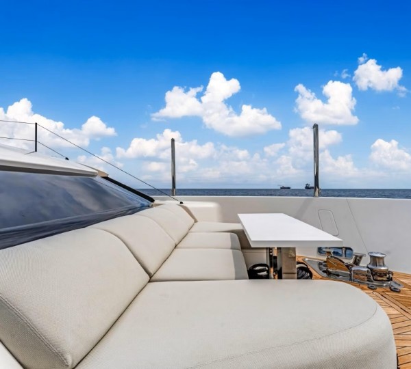 Opendeck With Sea Views