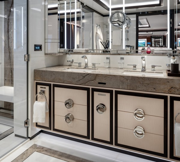 Guest Ensuite Bathroom