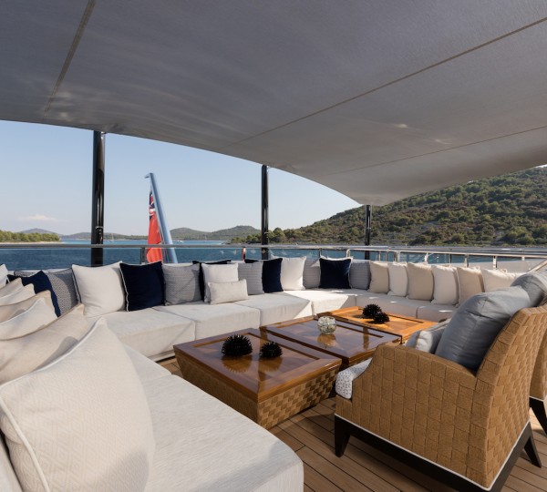 Aft Deck Seating
