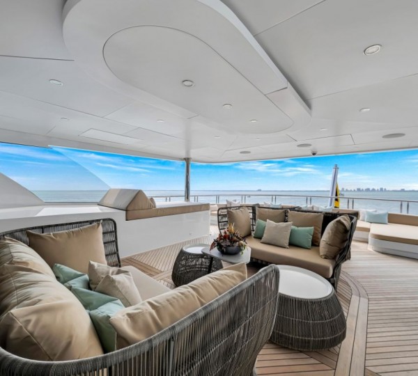 Exterior Relaxation Area