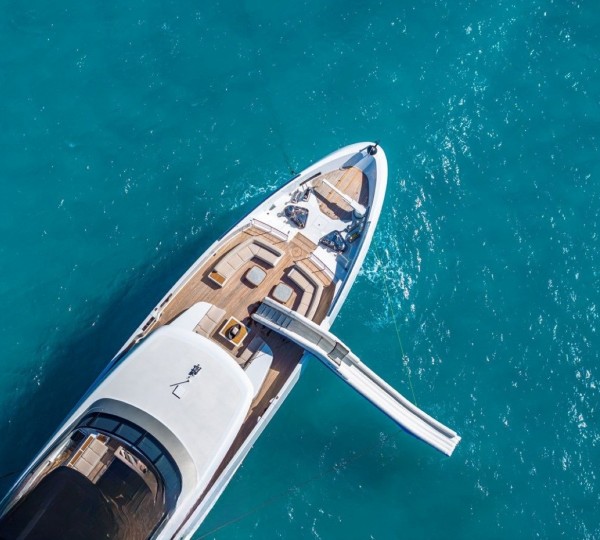 Foredeck Relaxation Area