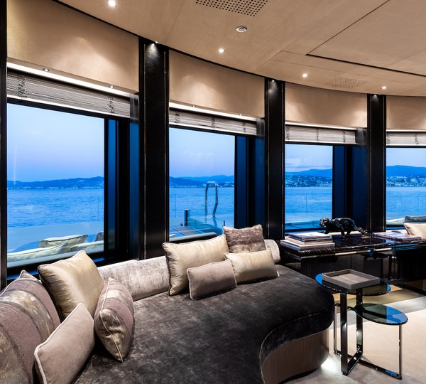 Owner Suite Lounge Area