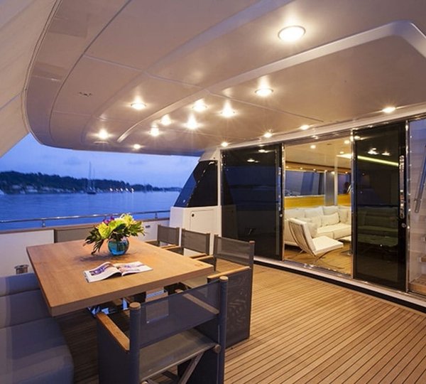 Alfresco Dining  00002