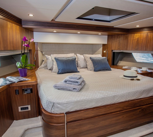 Double Cabin