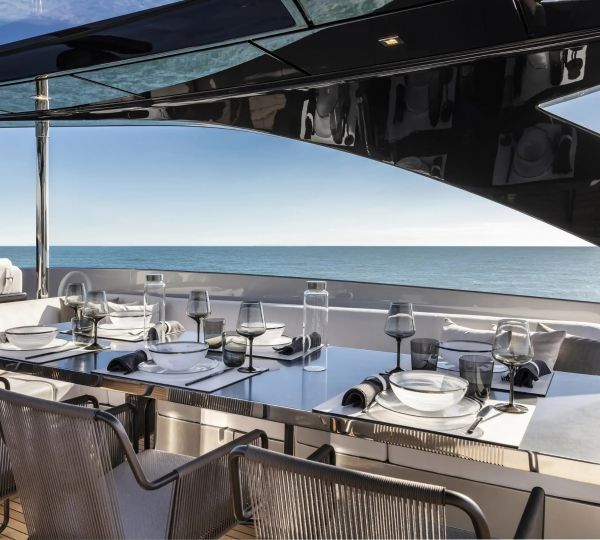 Opendeck Dining Area